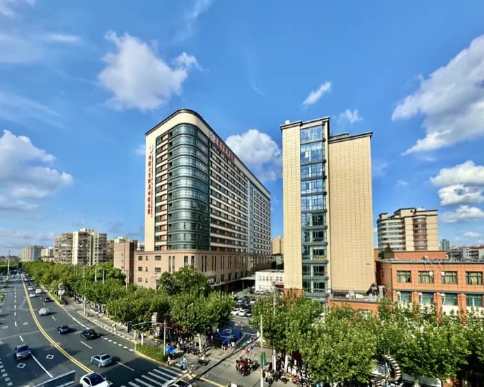 Tongji Hospital, Tongji University hospital exterior