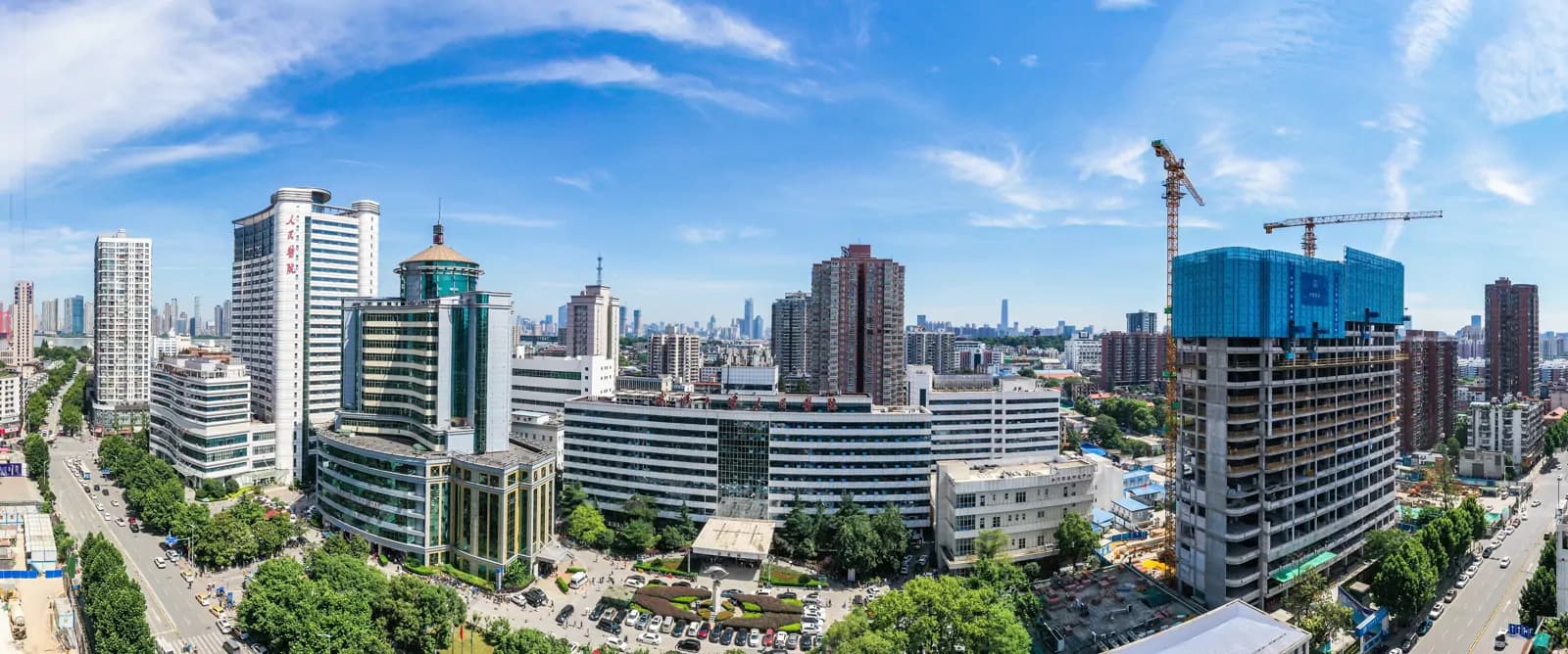 武汉大学人民医院建筑外观