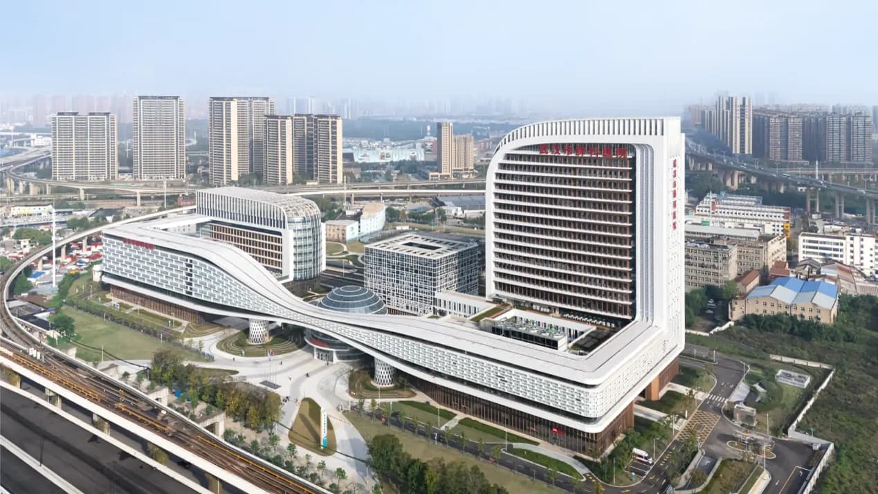 Wuhan Pulmonary Hospital, Wuhan Tuberculosis Control Institute hospital exterior